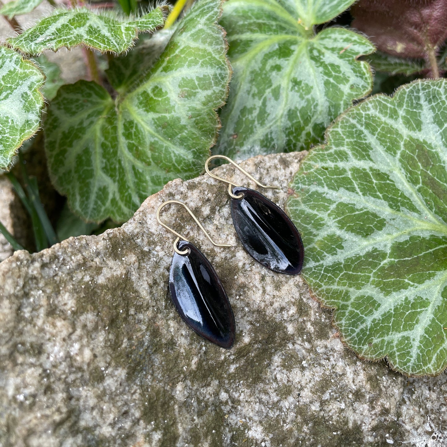 Black Small Leaf Earrings